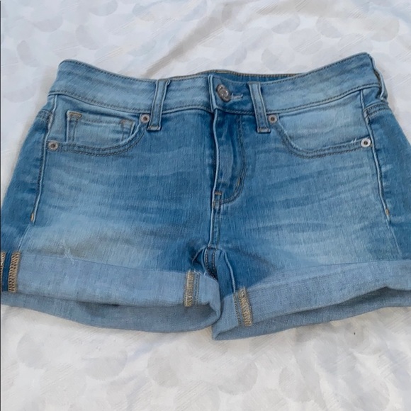 American Eagle Outfitters Pants - American eagle light wash denim shorts